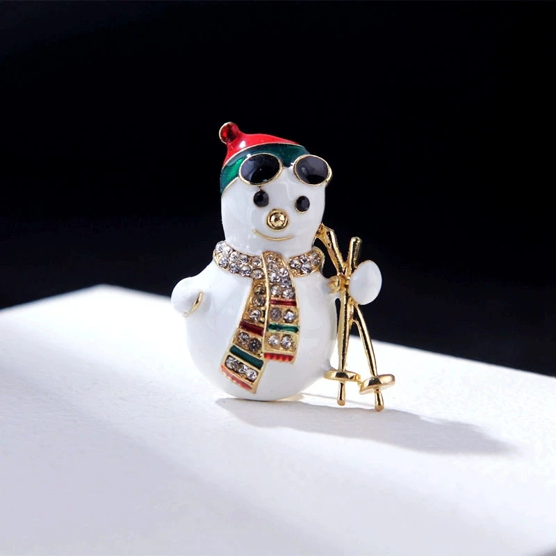 

New Arrival Enamel Snowman Brooches For Women Fashion Jewelry Kids Accessories Beautiful Pin Brooch