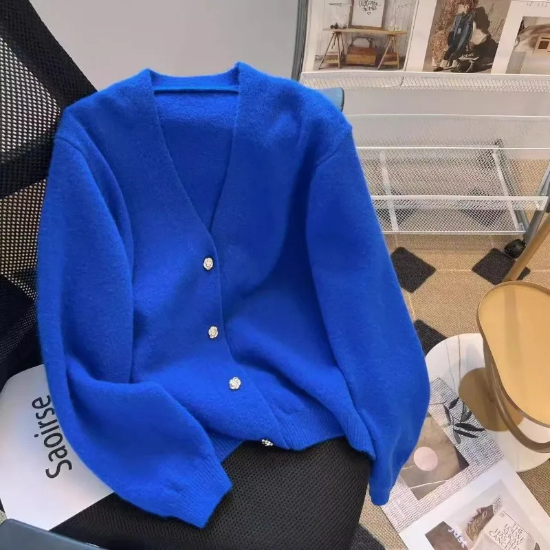 

New 2025 Autumn Winter Short Knitted Cardigan Women Sweater R Loose V-neck Thick All-match Sweater Female Knitwear Outerwear Top