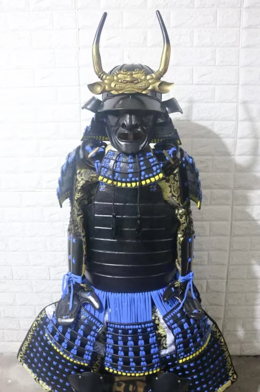 

FRP material Japanese Samurai Armor Cosplay Movie Ordinary Warrio Stage Performance Costs Handdragged Real Armor Japanese Armors