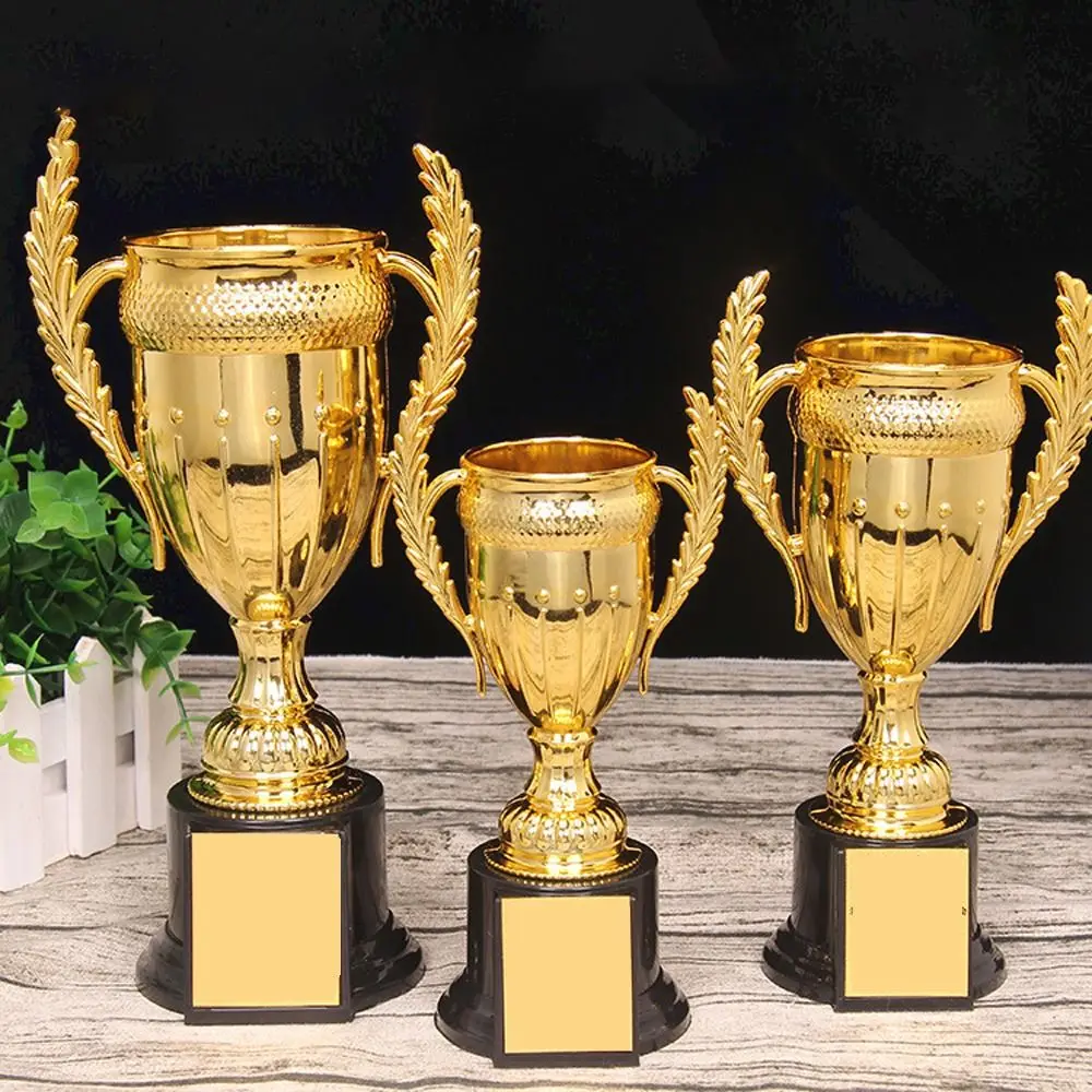 Children's Trophy Awards Competition Soccer School Rewarding Supply Small Prize Cup Plastic Model Winner Award Trophy Toy