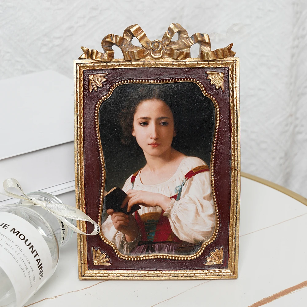 France light luxury products elegant princess style retro gold carving European photo frame ornaments resin creative photo frame