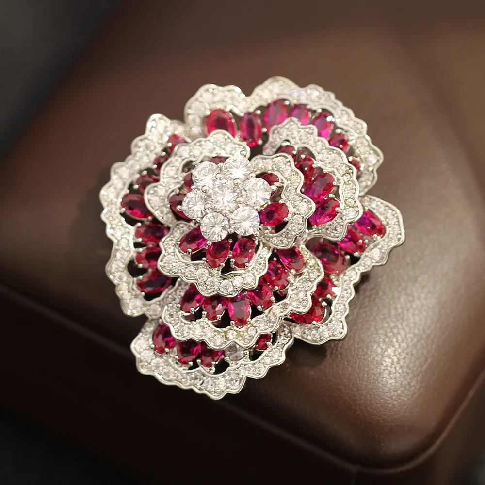 Elegant Classic Micro Inlaid Zircon Red and Blue Rose Brooches for Women Retro High-end Floral Pins Accessories Holiday Gifts