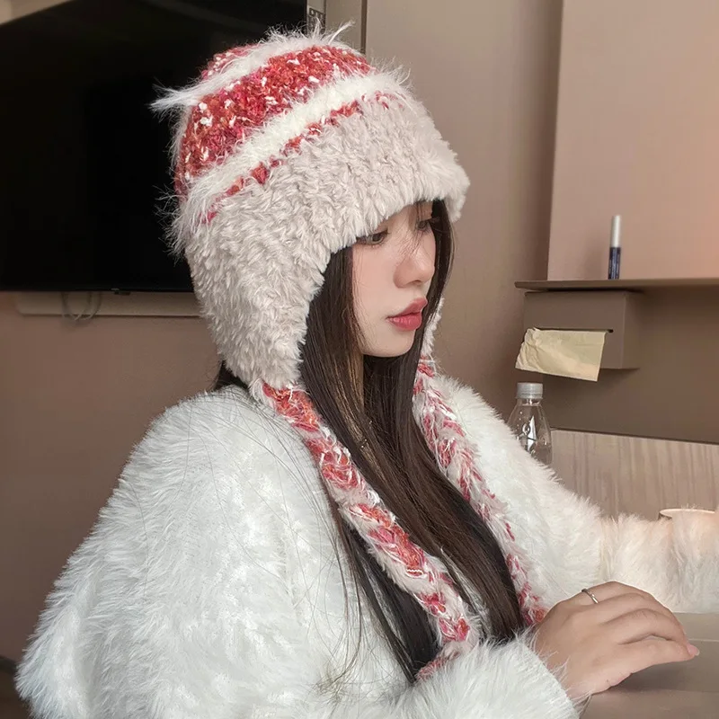 

Cute Knitted Lei Feng Hat for Autumn and Winter, Warm and Insulated with tassels, Ear Protection, Knitted Braided Hat