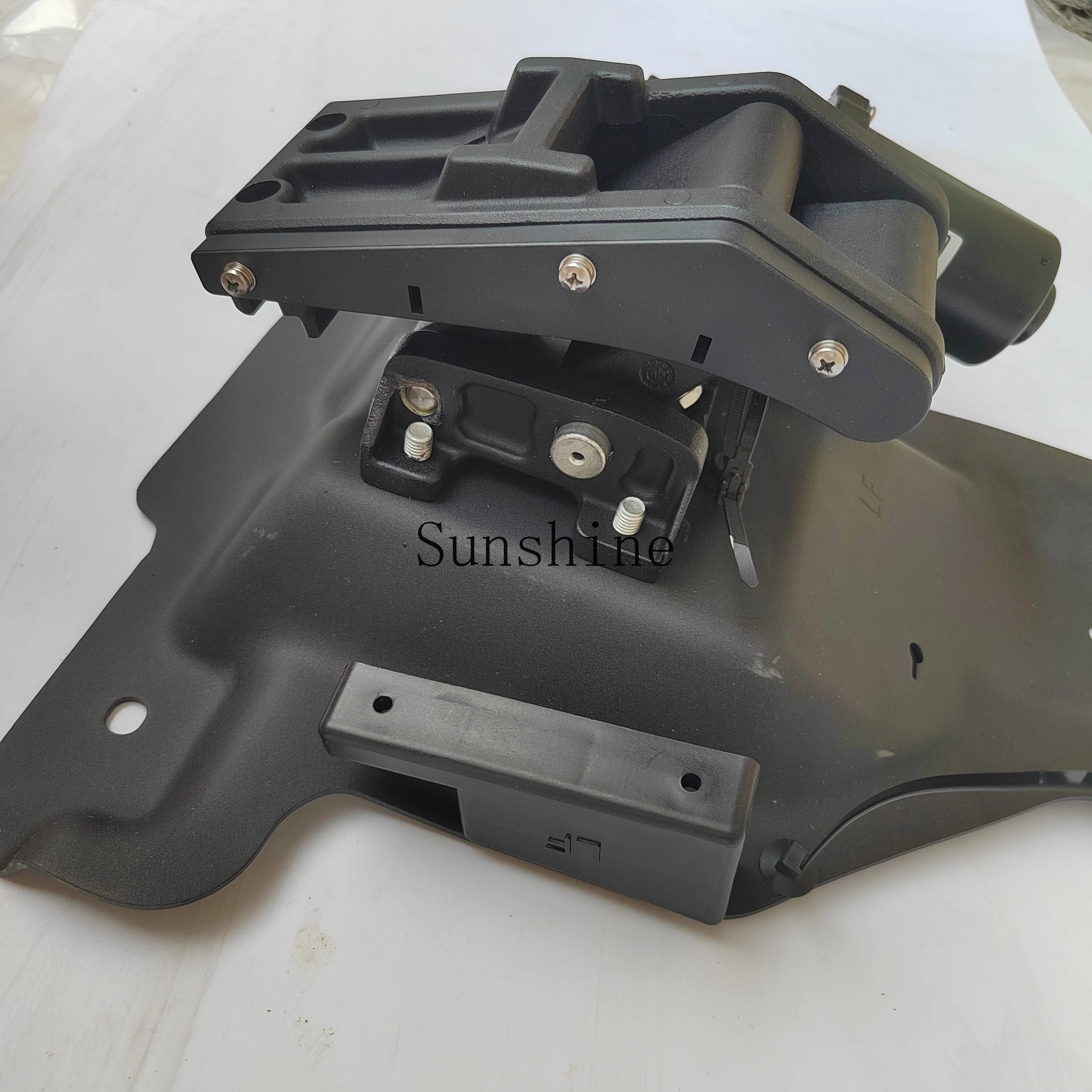 Suitable for patrol mirror Touon Weiran electric pedal bracket motor motor panel accessories
