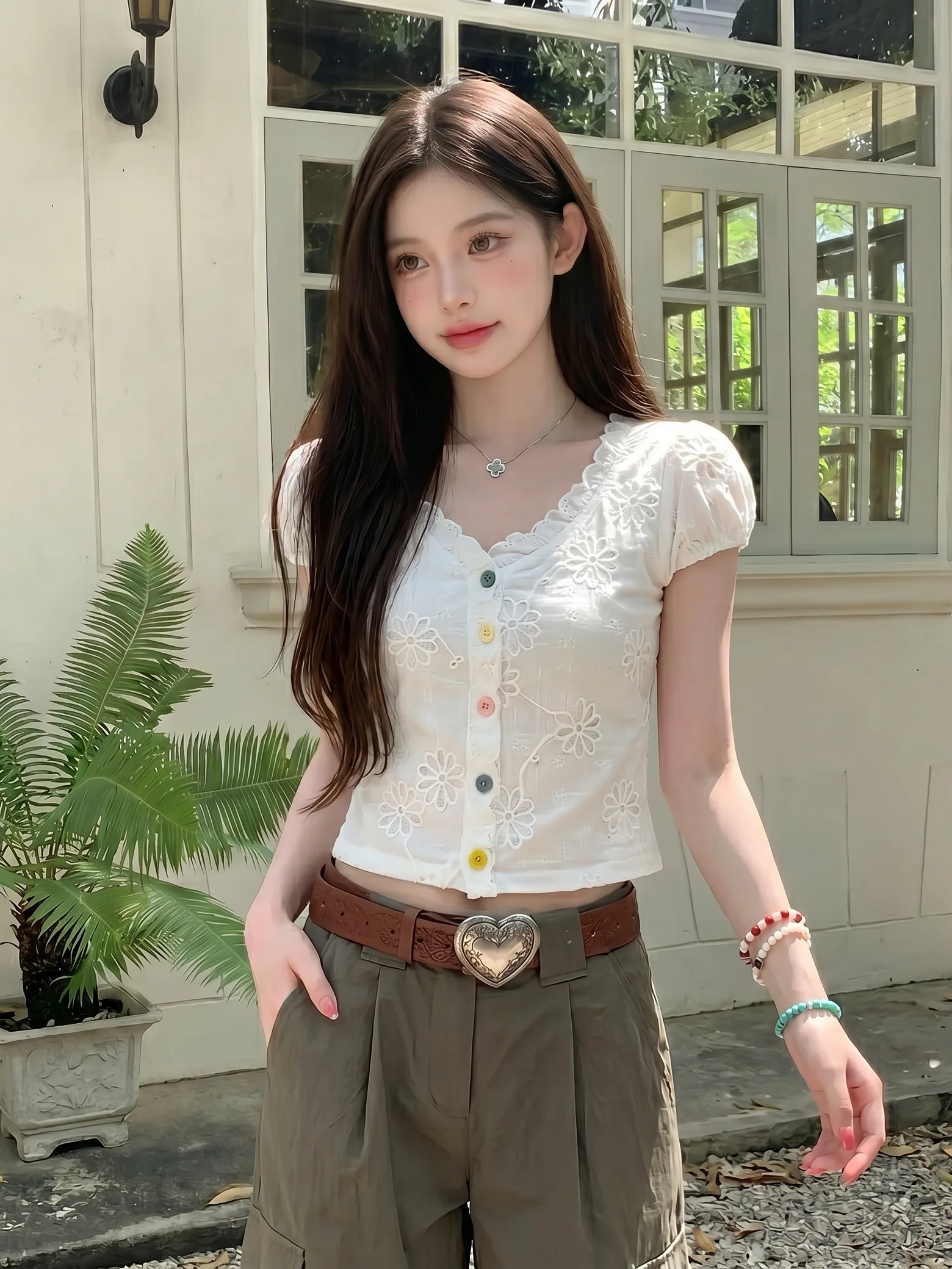 

Loose Korean Style Women's Shirt Summer 2026 New Design Short Sleeve Floral Lace Button up Top French Style Bubble Sleeve Pol...