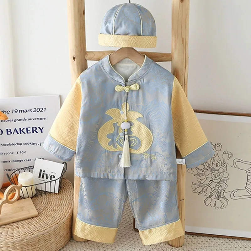 

Комплект из 3 предметов: Детская одежда для мальчиков на весну-осень 2026, в китайском стиле, с вышивкой, синий топ с длинным рукавом + брюки + шапка, артикул B236