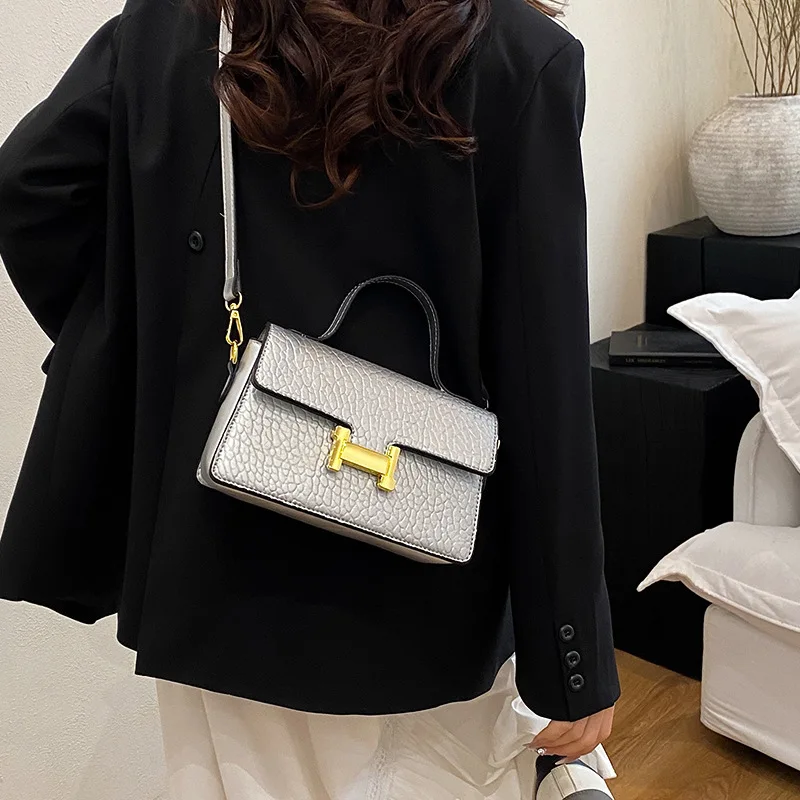 

Niche Lock Square Bag Minimalist Top Handle Purse for Women Fashion Shoulder Tote Chic Day-to-Night Bag Versatile Sling Bag​