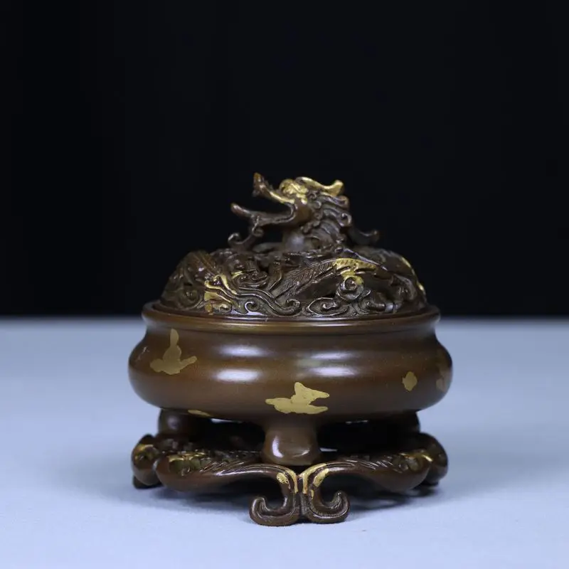 Pure copper Suzhou-style gilded dragon-shaped incense burner, three-legged hollow incense burner for home use, Chinese-style inc