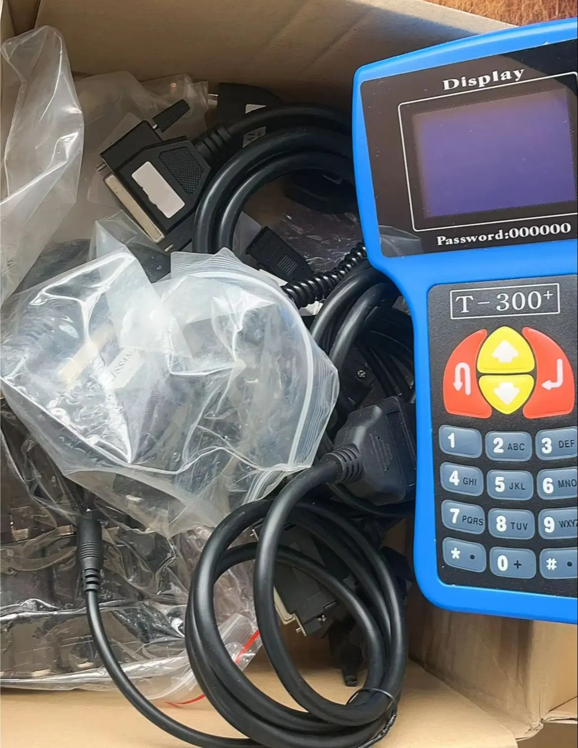 

Программатор ключей T300 2025 года, универсальный транспондер ключей от машины, программатор ключей T 300, сканер кодов v16.8 T300