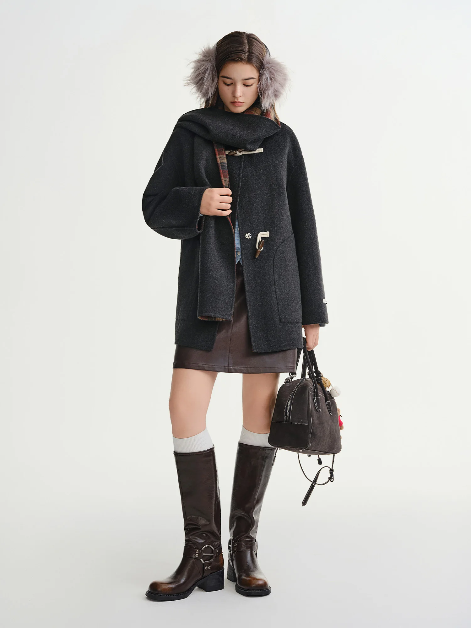DUSHU Plus Size Women Two Sided Wear Vintage Plaid Wrap Coat 2025 Winter Tweed Overcoat Reversible Long Coat Detachable Scarf