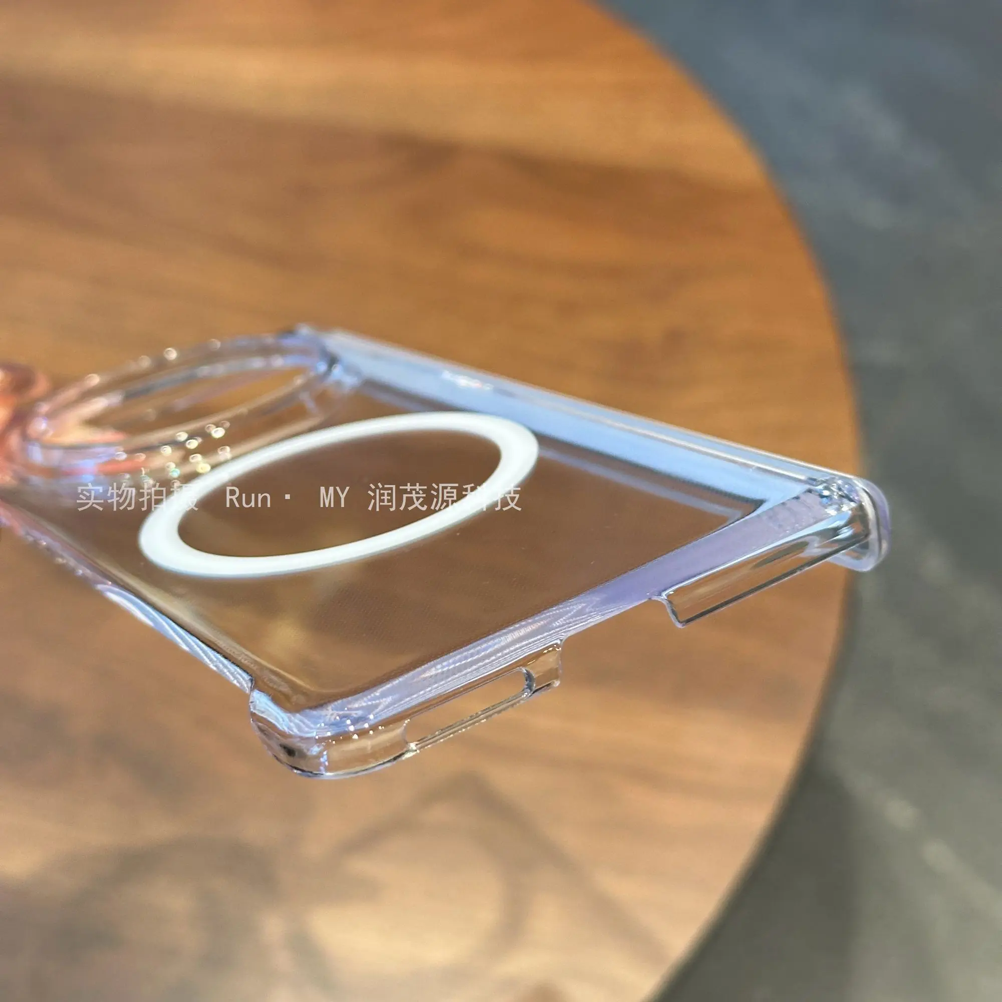Etui na Honor Magic V6 V5 5G Przezroczyste Magnetyczne z Zawiasem, Twarda Obudowa na Tył, Kompatybilne z Bezprzewodowym Ładowaniem Honor Magic V5 — zdjęcie produktu 6
