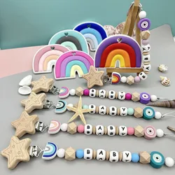 Benutzer definierte Buchstaben Name Regenbogen Schnuller Clips Kette Beißring Anhänger für Baby Säugling Kau leine Nippel halter Beißring kreative Geschenke