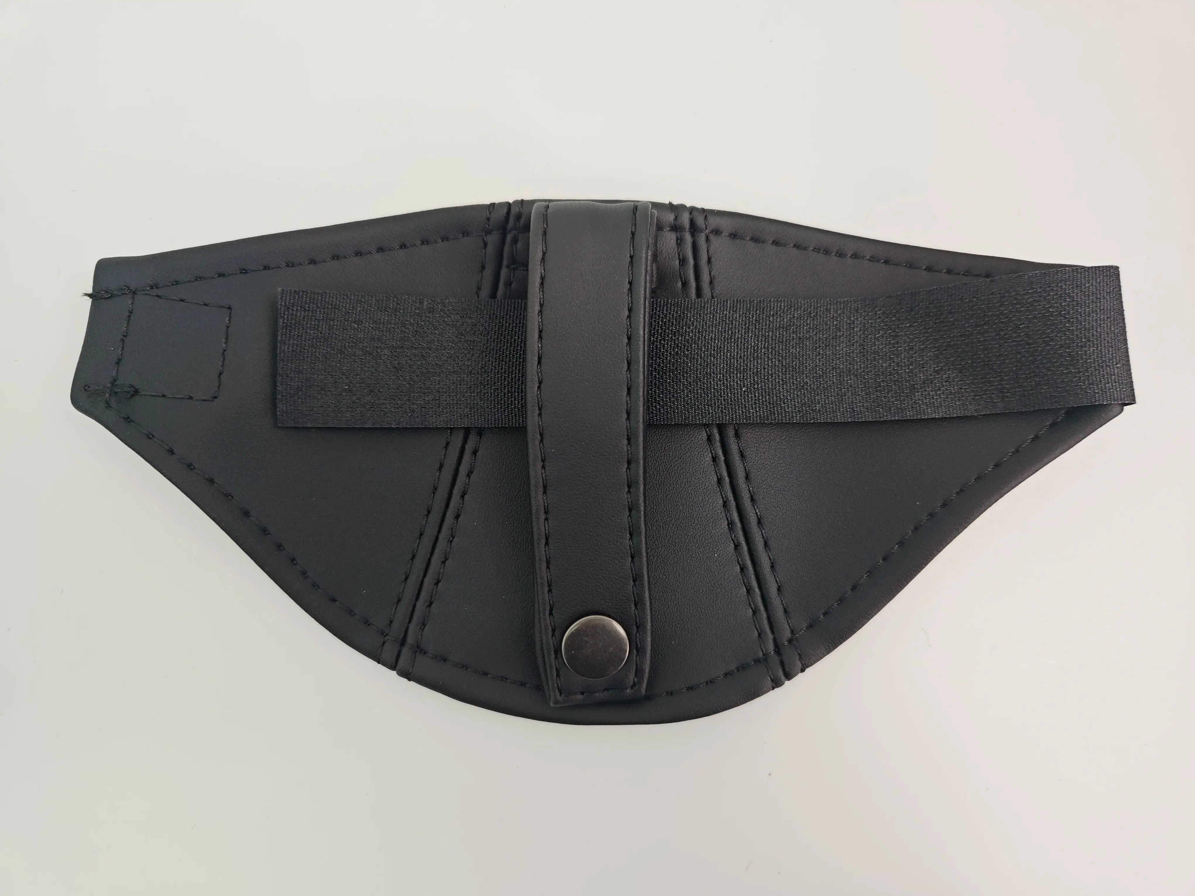 

Universal Racing Harness Leather Car Racing Bucket Seatbelt Guide Safety Seat Belt Cover