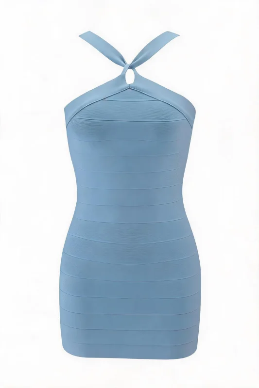 Sommermode, einfarbiges Kleid mit Bandagen-Design, Neckholder, freiliegender Rücken, schmal geschnitten, hüftumschmeichelnd, sexy. – Detail 10