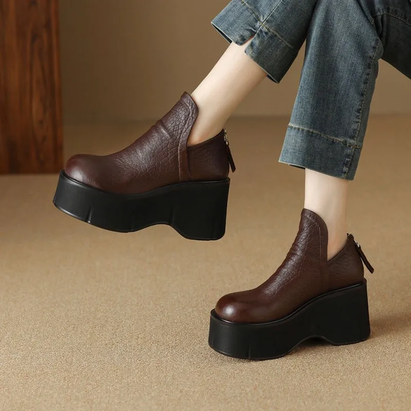 

2025 Winter 3.5 Inch Platform Boots for Petite Women | Wedge Heel & Round Toe Design | Versatile Solid Color Ankle Boots