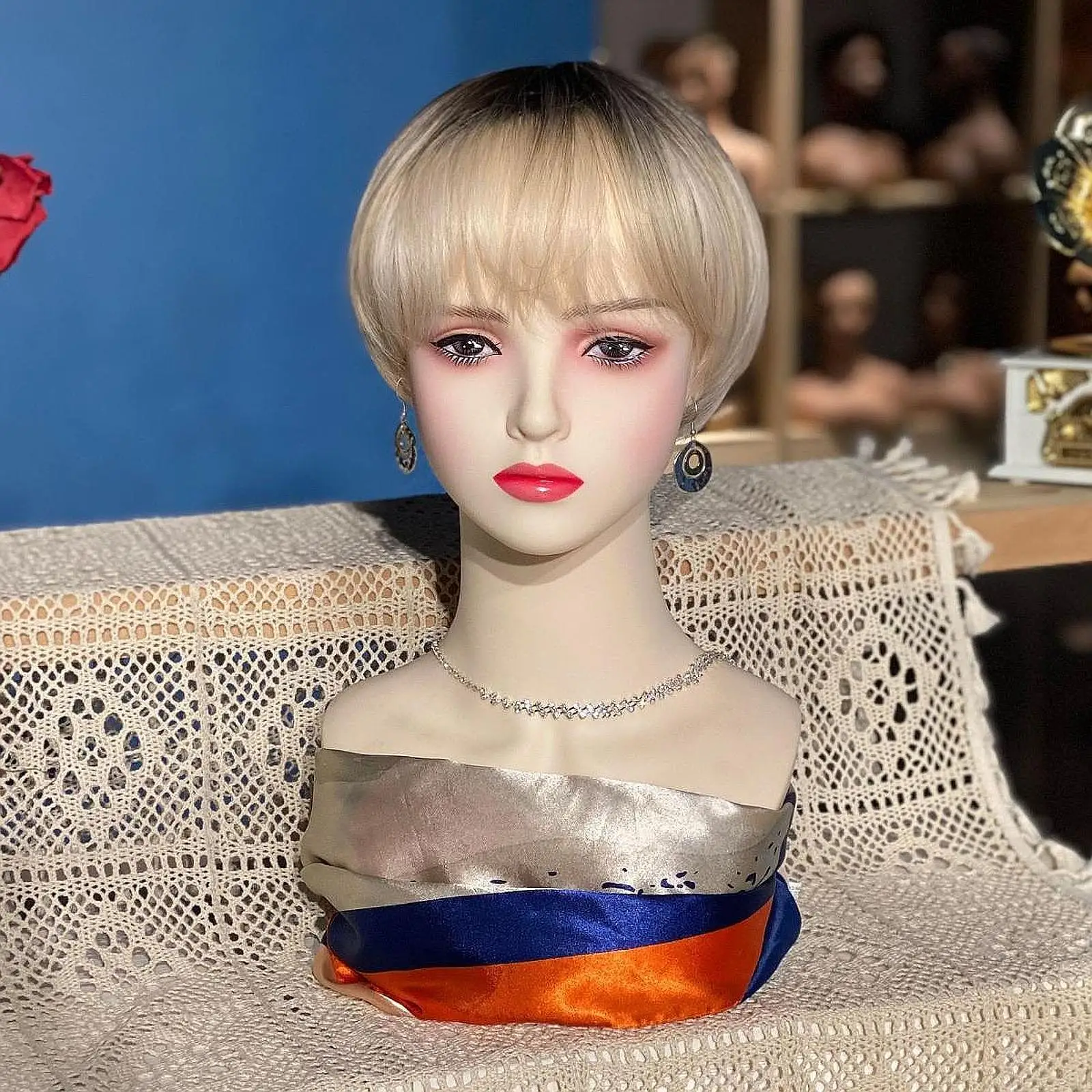 Female Bald Mannequin Head Wig Holder for Wig Making And Display Glasses Cap