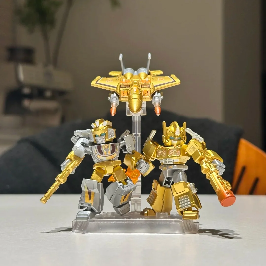 在庫あり Blokees トランスフォーマーズ イヤーブック 2026 恐竜隊組み立て玩具モデルコレクション ギフト玩具