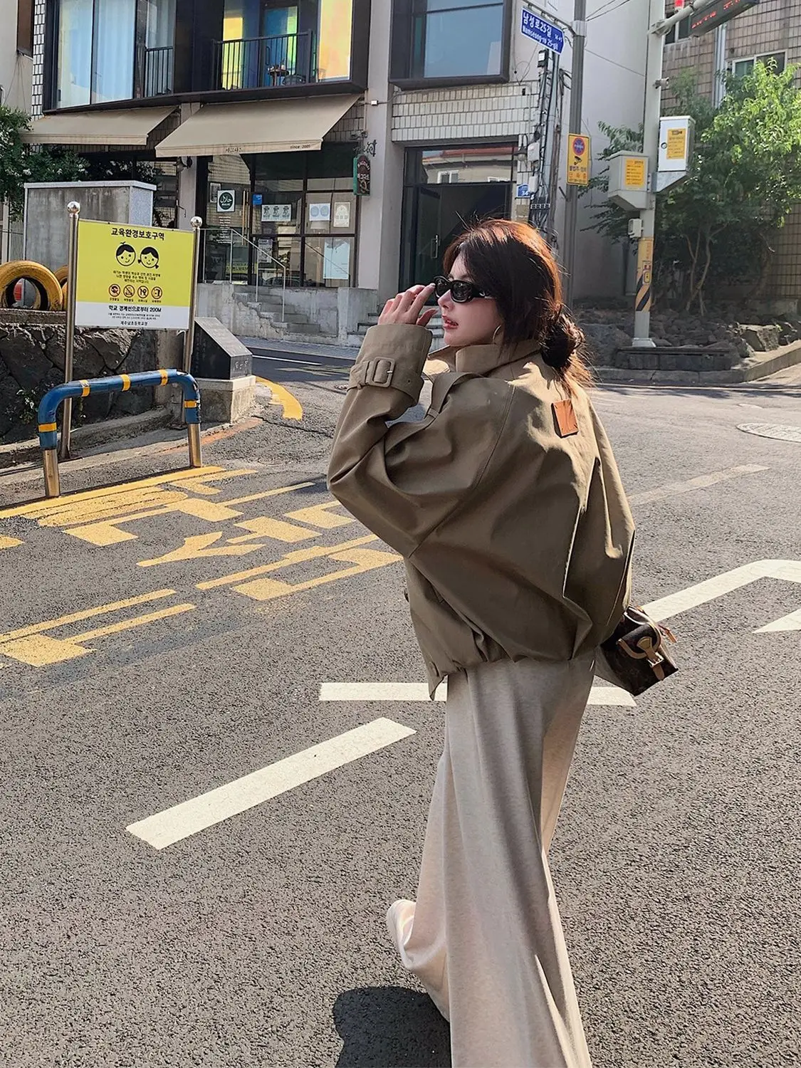 Рисунок 4 - Корейская двубортная куртка с длинными