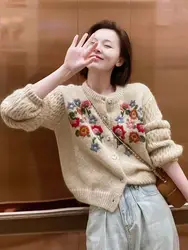 Autumn Winter Sweaters Single Breasted Long Sleeve Flower Embroidery Fashion Sweet Cardigan All Match Design 2024 Women Clothing