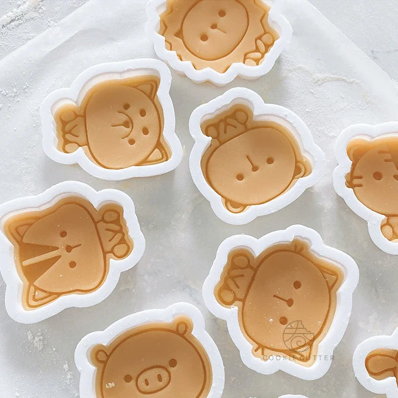 Mini Cute Cartoon Animal Cookie Mould Cat Bear Piggy Tiger Rabbit Puppy Shape Cookie Cutters Baking Fondant Biscuit Embosser