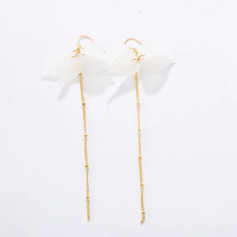 Korean Elegant White Acrylic Leaf Flower Drop Earrings Fashion Long Chain Tassel Dangle Earrings for Women Wedding Party Jewelry