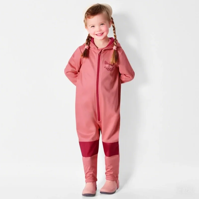 Рисунок 5 - Детские уличные комбинезоны из