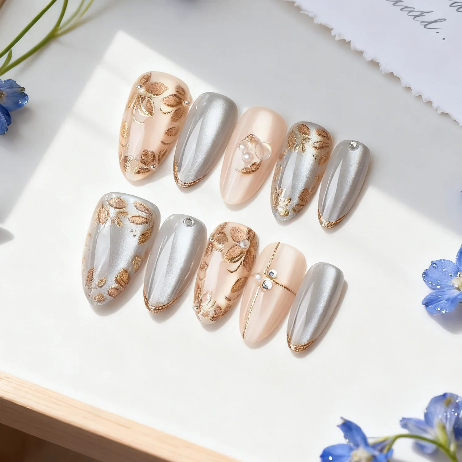 30Pcs Almond Press On Nails Hot Selling Cat Eye Design Minimalist Silver Print Handmade Gold Foil Decor Reusable False Nail Tips