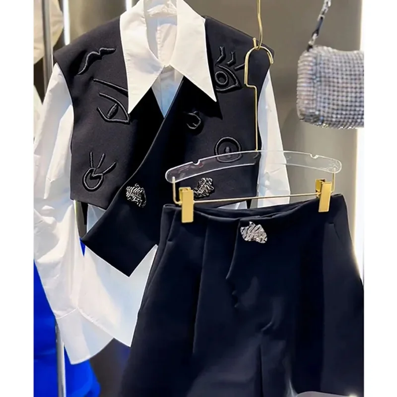 BESTBAFU الخريف موضة 3 قطعة مجموعة للنساء مصمم مجموعة التطريز شيك زر سترة + قميص أبيض + شورت الزي الأنيق 823P