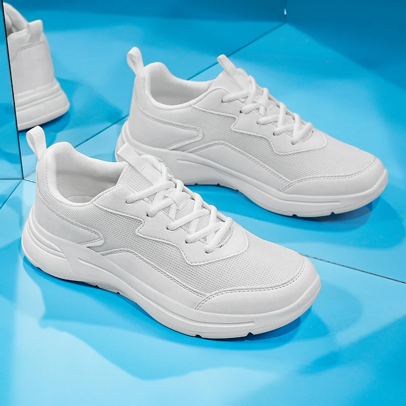 

Весна и лето 2024, новые маленькие белые туфли, легкие эластичные и дышащие сетчатые повседневные спортивные туфли большого размера, спортивная обувь