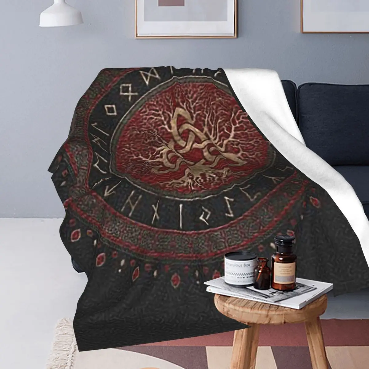 Tree Of Life With Triquetra Black Red Leather And Gold Blanket Soft Flannel Throw Blanket Bedding for Bed Living room Home Couch