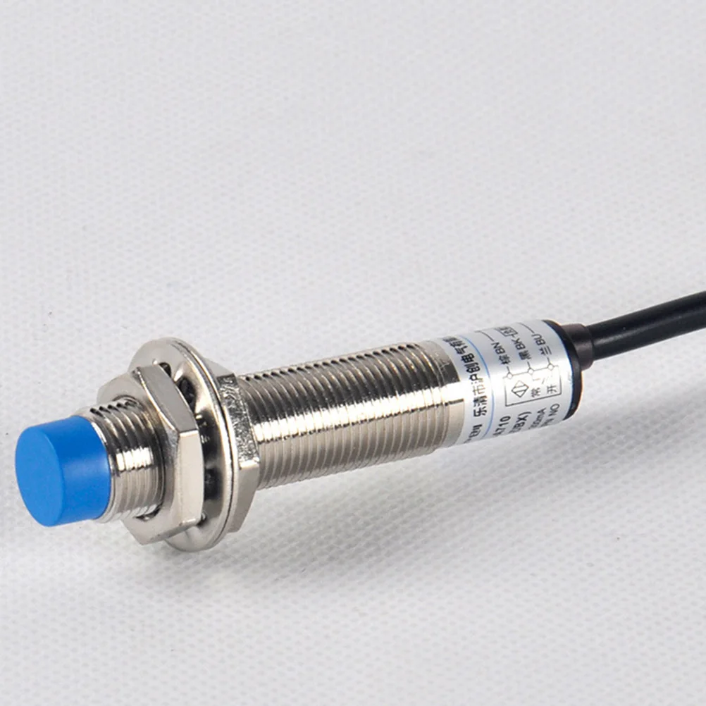 

18Mm Inductive Proximity Dc6-36V 200Ma 8Mm Detecting Distance Pnp Nc Cylinder Type Automation Equipment Switch