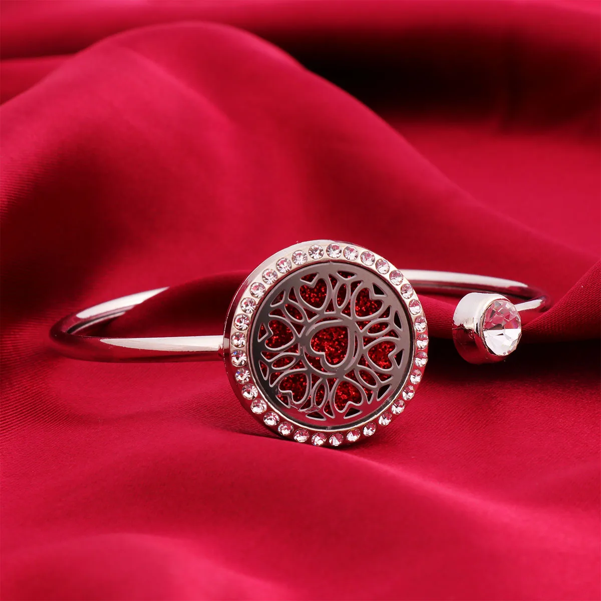 

Women Aromatherapy Bracelet Stainless Steel Diffuser Pendant Charm Chain Miss Heart