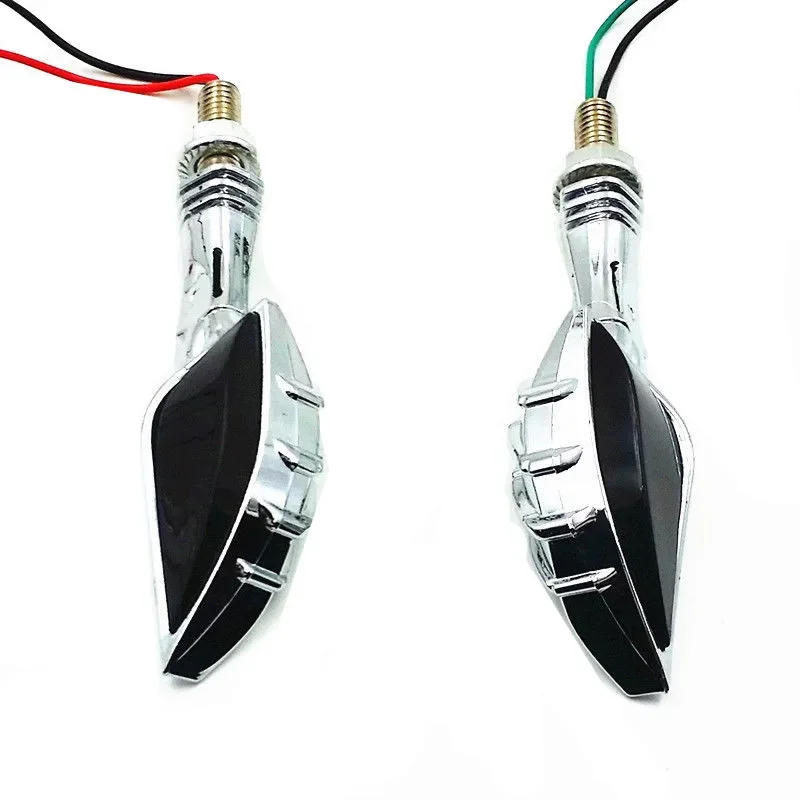 2pcs Silver Skull Hand Universal Motorcycle Indicators LED Turn Signal Light For Honda Yamaha Suzuki Kawasaki Chopper Bobber