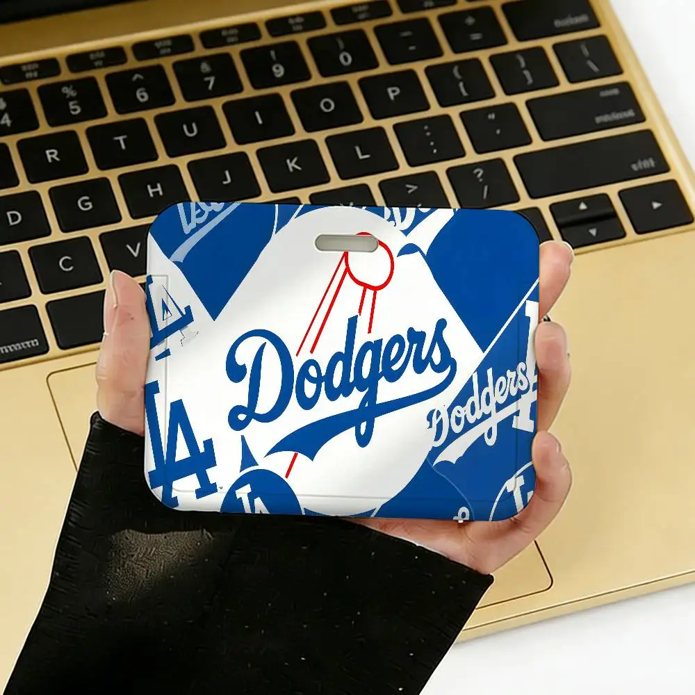 Suporte deslizante para crachá de identificação Los Angeles D-Dodgers, 1 peça, com janela transparente, protetor de cartão de identificação para funcionários de escritório, escola e estudantes