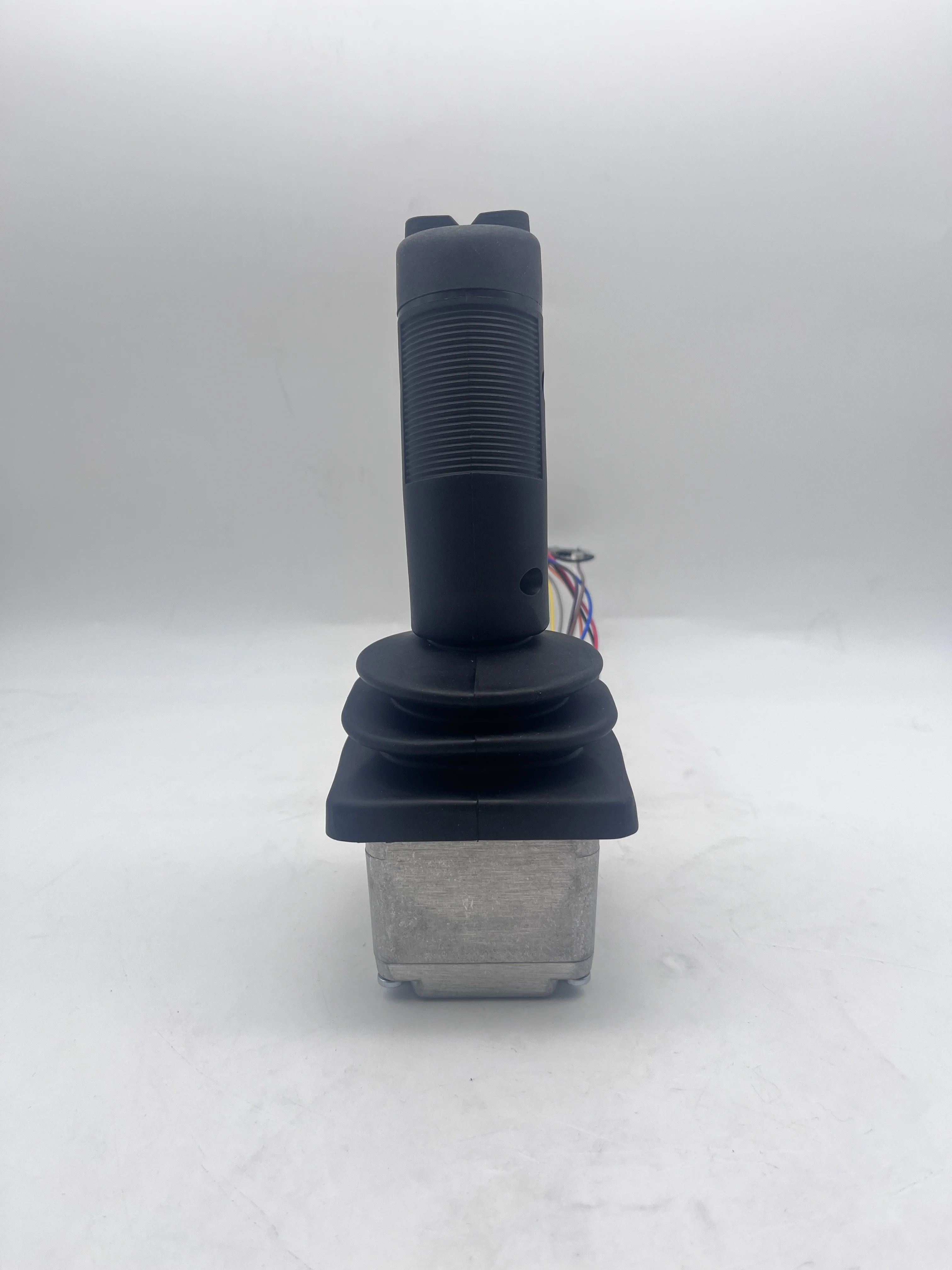 

Genie 78903 78903GT Joystick Controller Single Axis Used for Genie Scissor Lifts GS1930 /GS1932 /GR20 /GS1530 /GS1932 /GS2646 /G