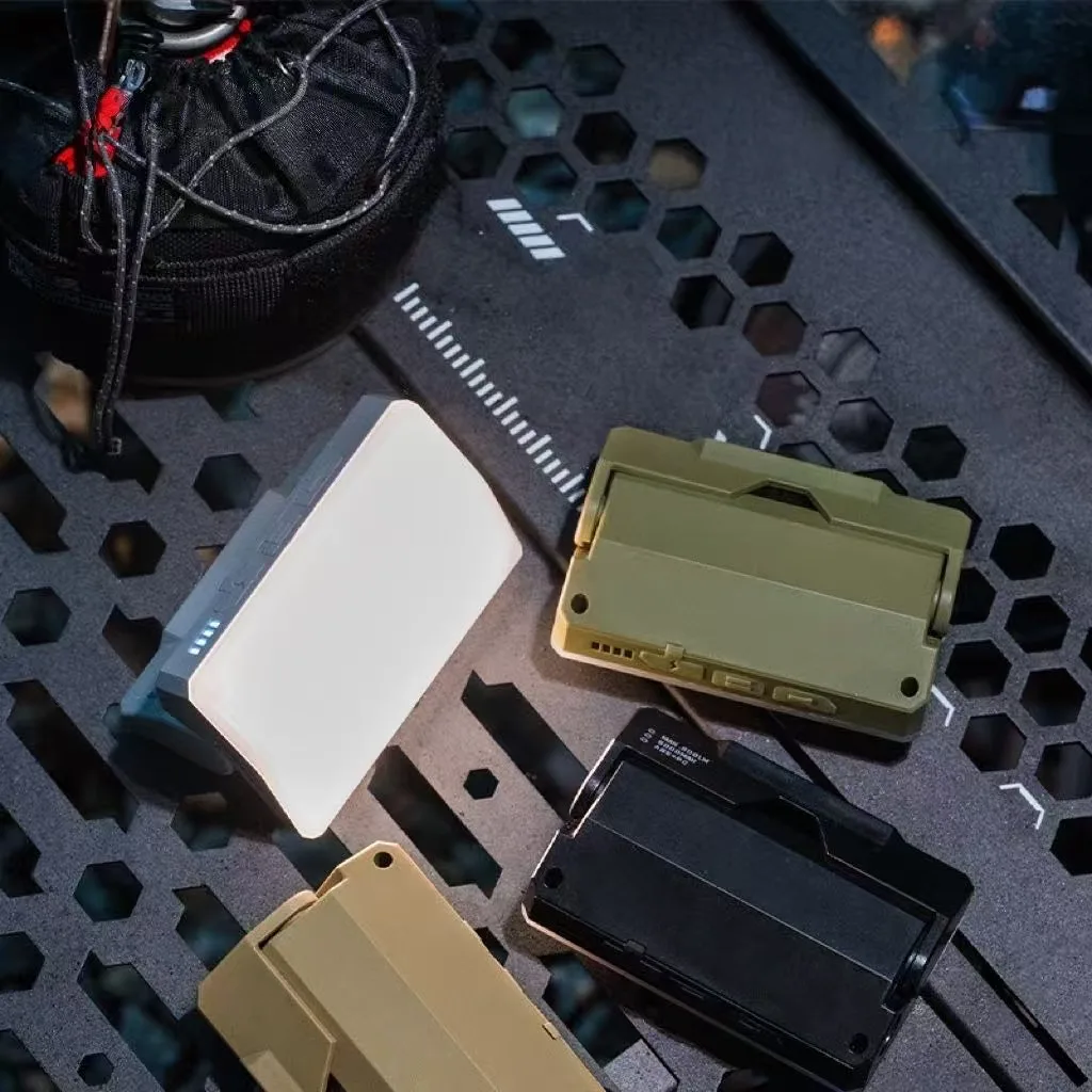 5000mAh Kartenförmige LED-Campinglampe 7 Modi Wiederaufladbare Wasserdichte Tragbare Hängende Zelt-Atmosphärenlampe für Outdoor-Wanderungen