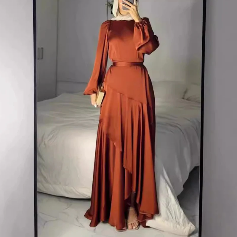 فستان سهرة من الساتان الإسلامي برقبة دائرية وخصر عالٍ أنيق وأكمام واسعة بلون سادة على شكل حرف a فستان مكشكش غير منتظم