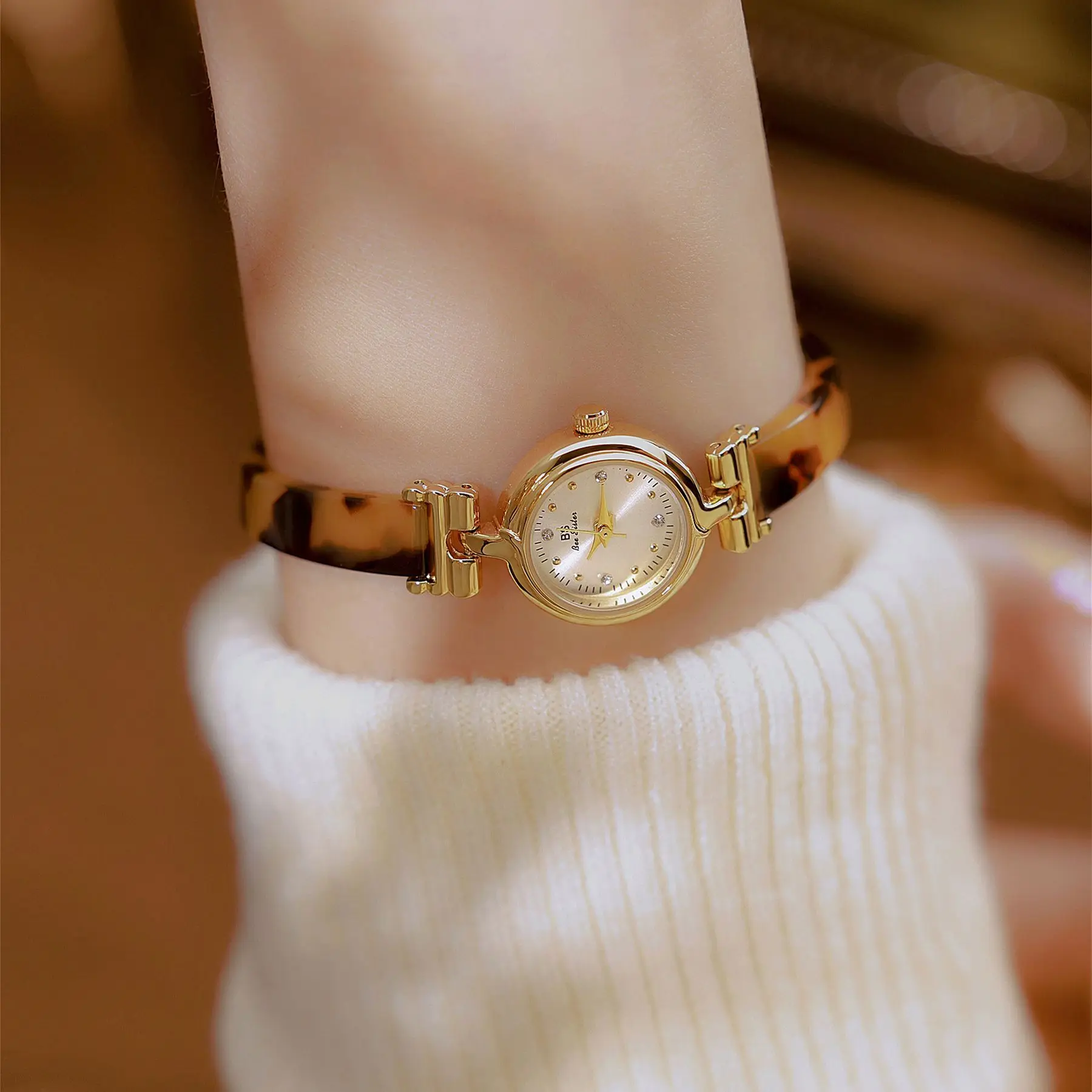 2024 Premium Temperament Tortoiseshell Amber Vintage Bracelet Chain Watch for Ladies Elegant Gold Rhinestone Quartz Watches