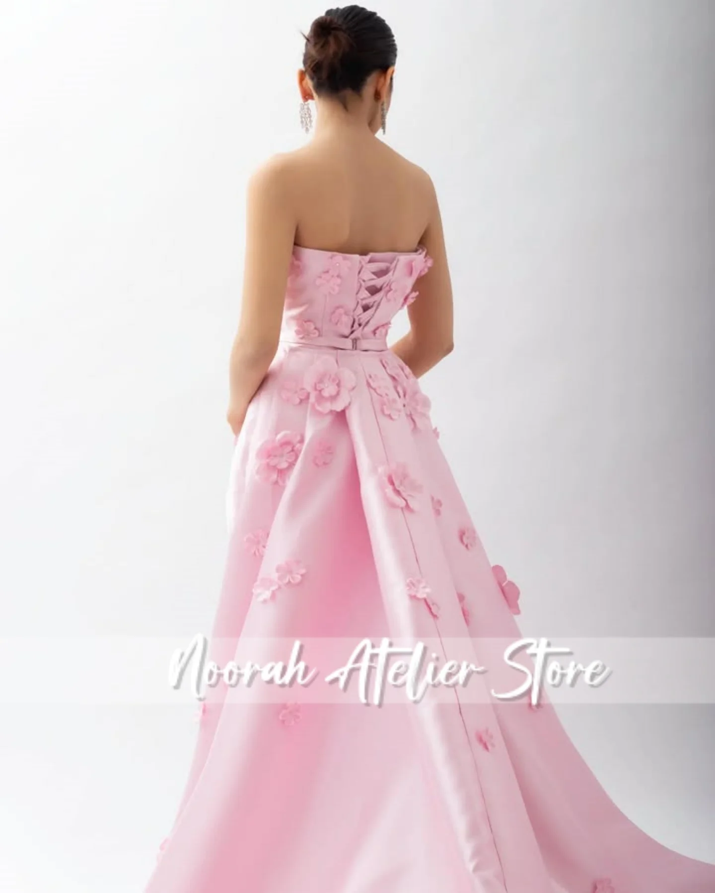 ใหม่สีชมพู Strapless 3D ดอกไม้ดูไบชุดราตรี 2025 ชุดแต่งงานซาตินชุดราตรีชุด FBساتة สําหรับโอกาสพิเศษที่กําหนดเอง