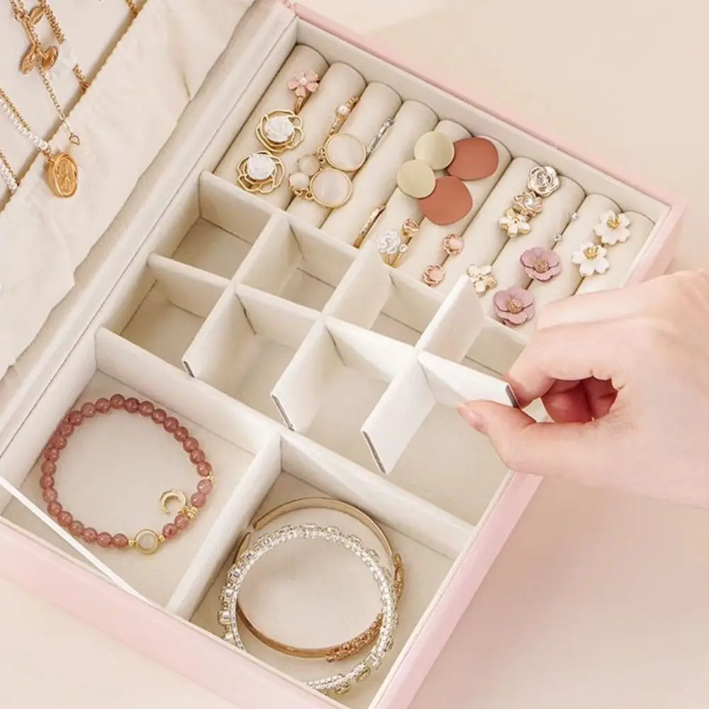 

Коробка-органайзер для украшений из ПУ кожи с бархатной внутренней отделкой для браслетов, колец и ожерелий, футляр для хранения и переноски браслетов