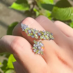 CWWZircons Shiny Cubic Zirconia Adjustable Leave Flower Big Finger Rings for Women Party Engagement Jewelry Accessories R219