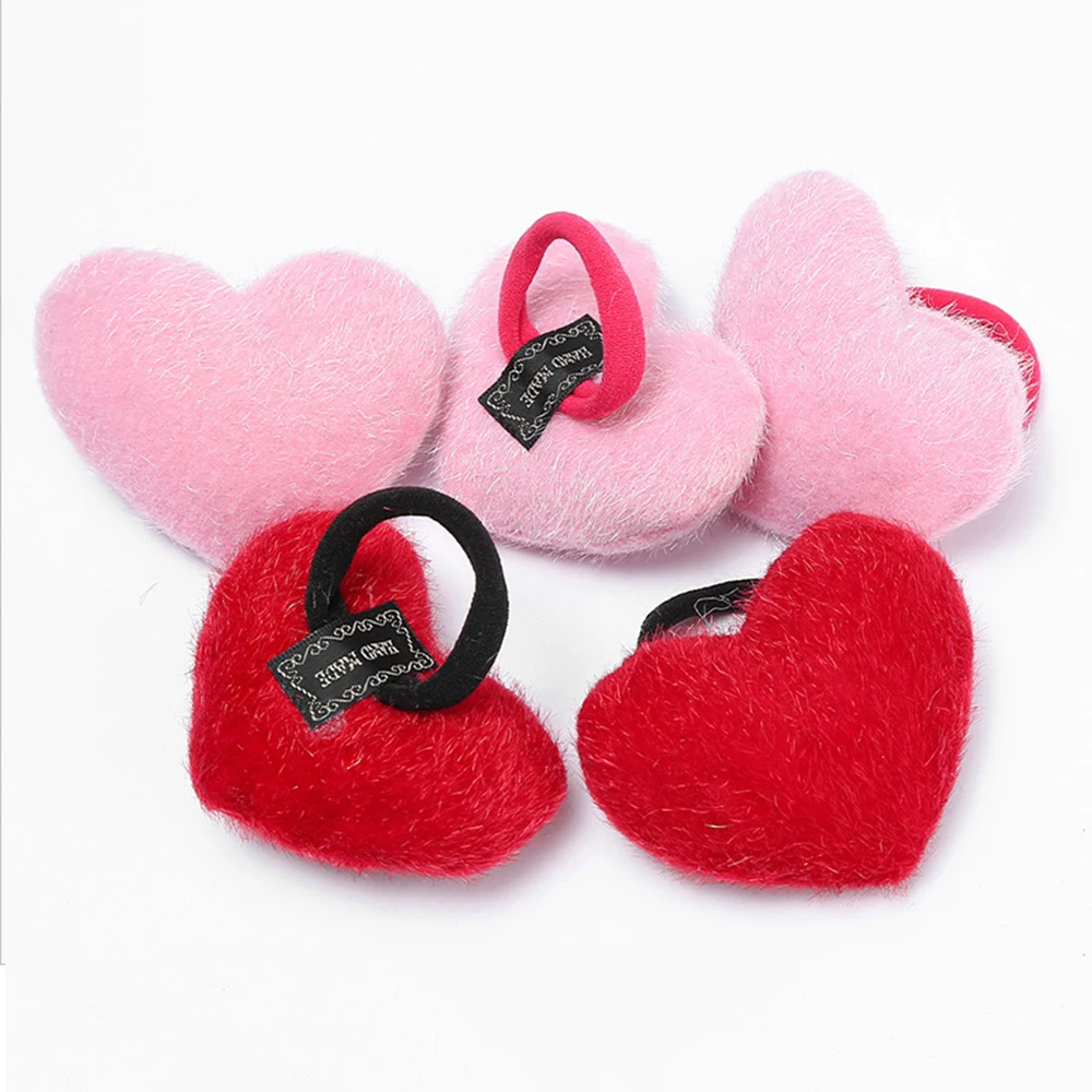 1PC Cute Heart Shaped Needle Pin Cushion Wrist Strap Sewing Needle Pillow for Cross Stitch Sewing Accessories