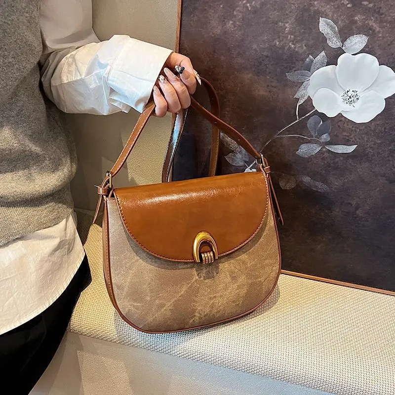 

High-appeal design single-shoulder underarm bag, trendy new large-capacity retro women's shoulder bag