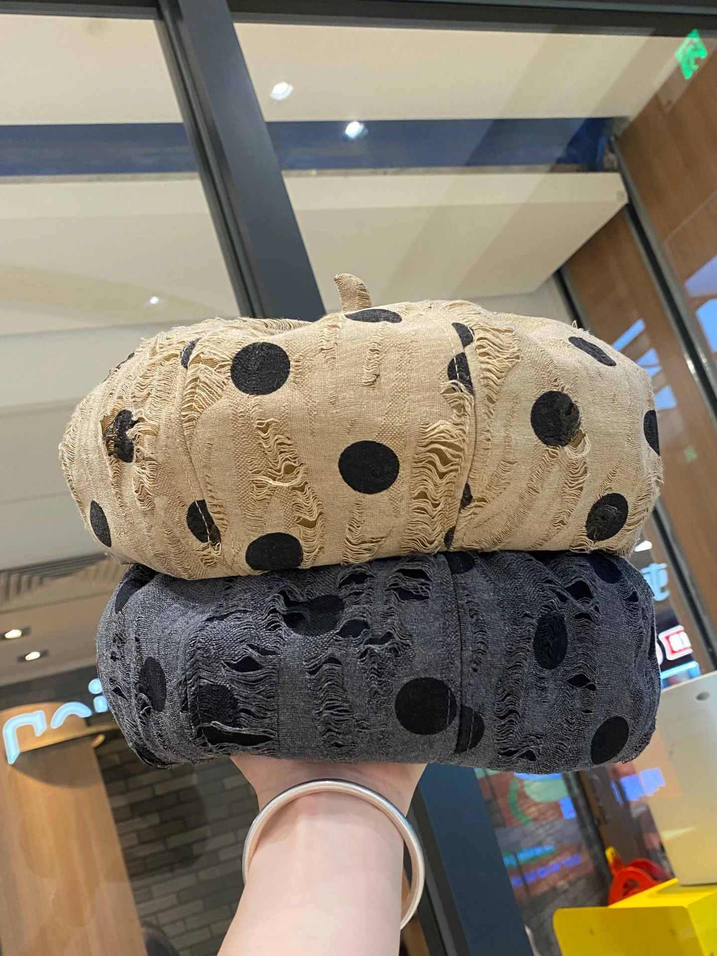 retro-japanese-polka-dot-beret-hat-women's-spring-autumn-new-style-versatile-painter-cap-fashionable-large-head-size-octagona