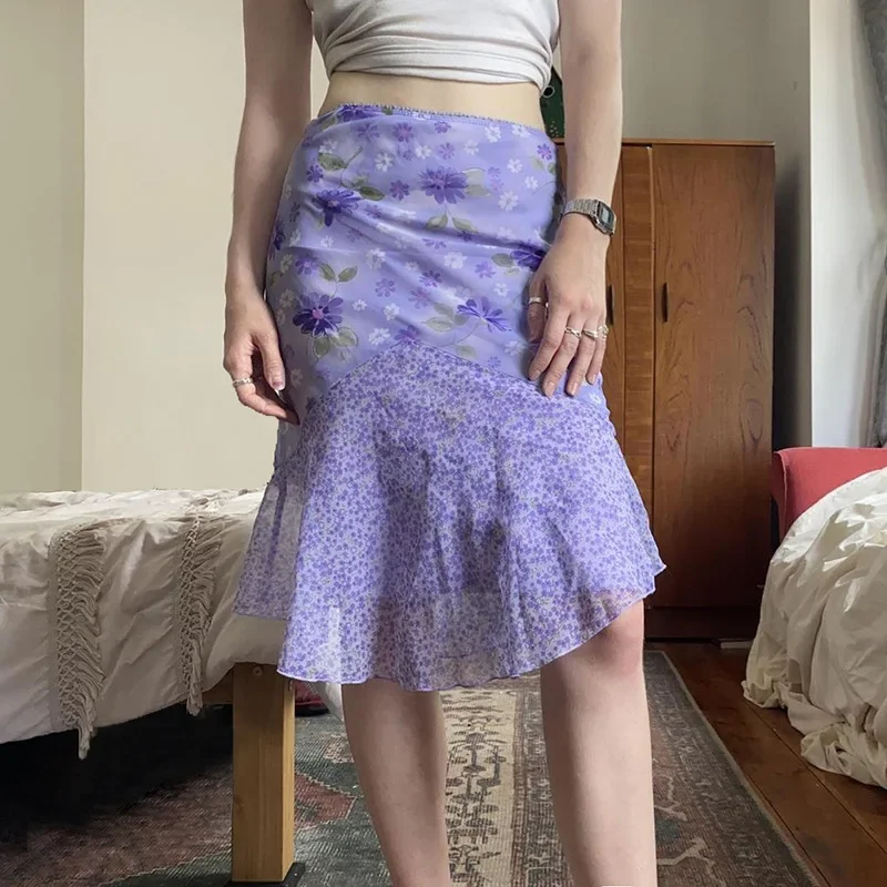 Black Floral Long Sleeved Knitted Dress for Women's Autumn and Winter New Hollow Out Slimming Bottom Dresses Female Clothing