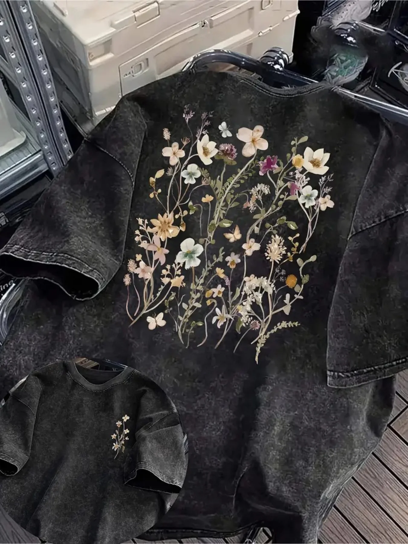 Orca Men'S Retro Washed Black T-Shirt-Soft Knitted Fabric, Golden And Brown Floral Print, Short-Sleeved Round Neck Casual Party Dress
