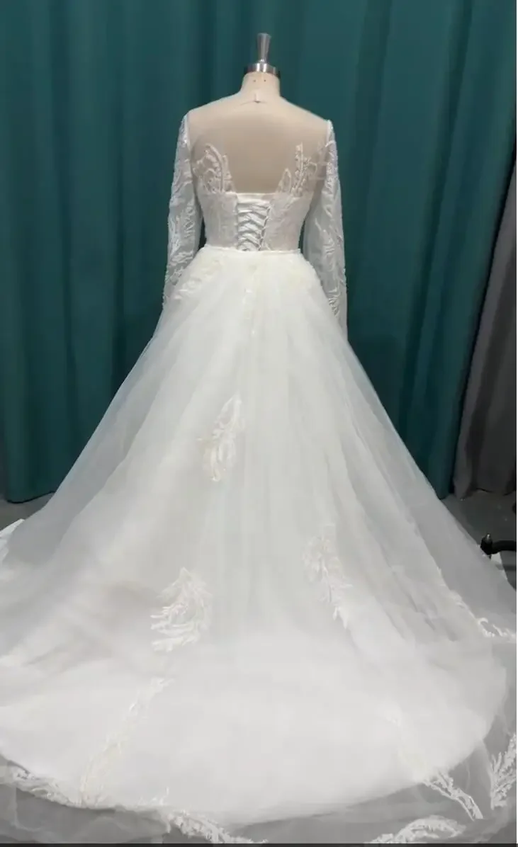 تخصيص 2025 فاخر حورية البحر فساتين لحضور الحفلات الموسيقية بأكمام طويلة ورقبة مستديرة مطرز دانتيل حورية البحر فستان الزفاف مع ذيل قابل للانفصال