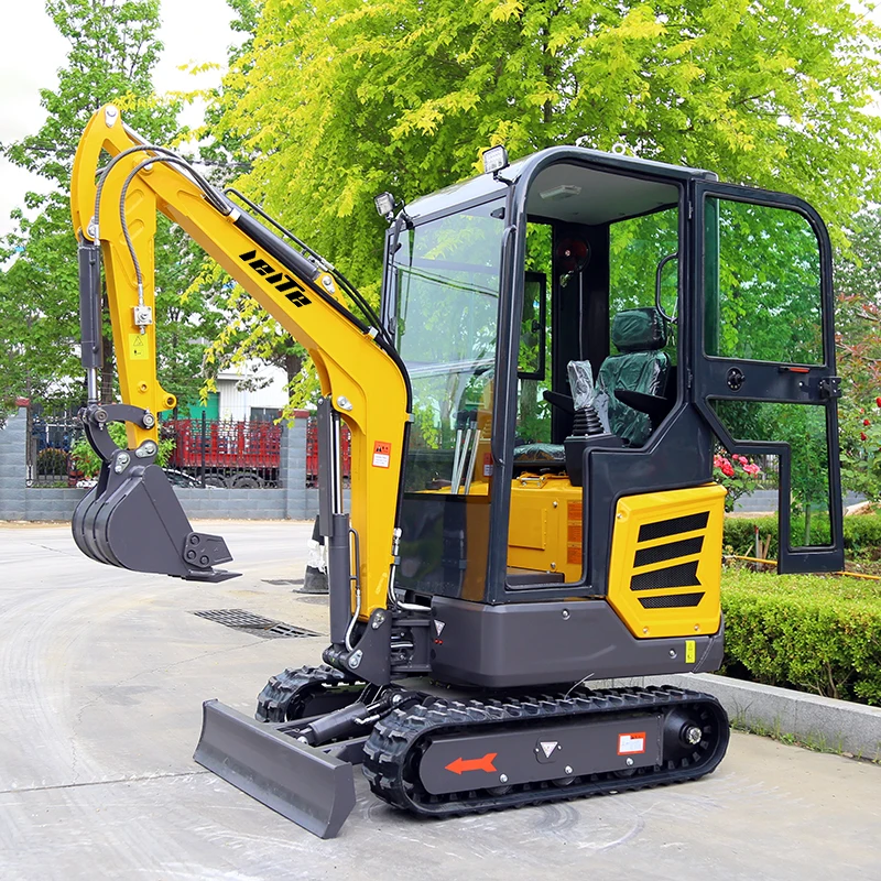 Commercio all'ingrosso 1.8 Ton Mini escavatore multifunzionale cingolato idraulico 1800Kg piccolo escavatore in vendita