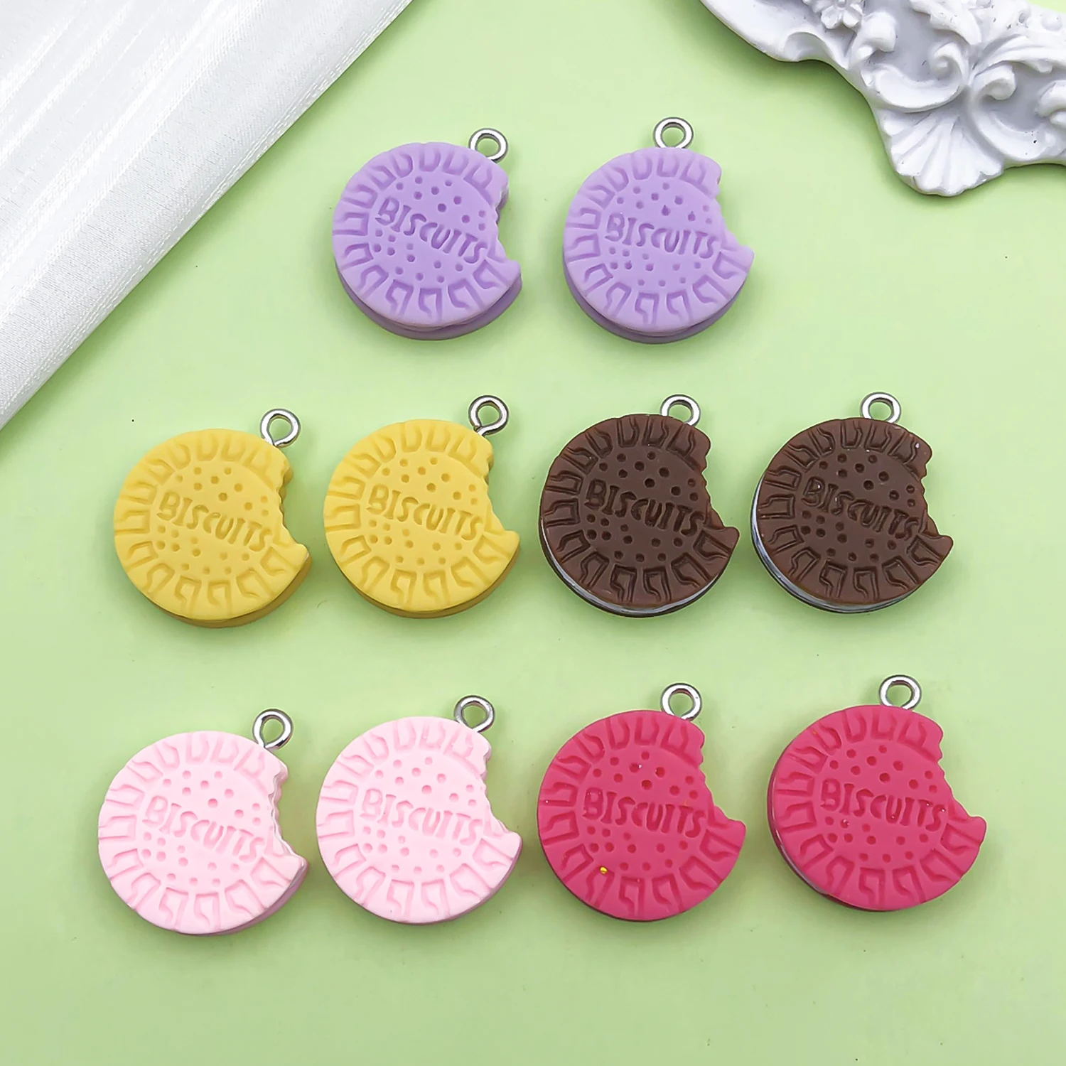 10 Stück 19*23mm Harz Sandwich Cookie Charms Dessert Anhänger für DIY Armband Halskette Ohrringe Schmuckherstellung Zubehör