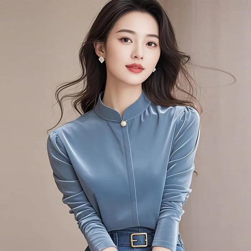 เสื้อใหม่สำหรับต้นฤดูใบไม้ร่วงที่มีความเบาสบายและเสื้อเชิ้ตกำมะหยี่สไตล์ฝรั่งเศสที่หรูหราสำหรับผู้หญิงในฤดูใบไม้ร่วง